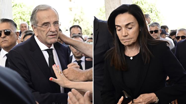«Κουράγιο πρόεδρε»: Η στιγμή που Αντώνης και Γεωργία Σαμαρά φτάνουν στο Α' Νεκροταφείο - Φωτογραφίες και βίντεο