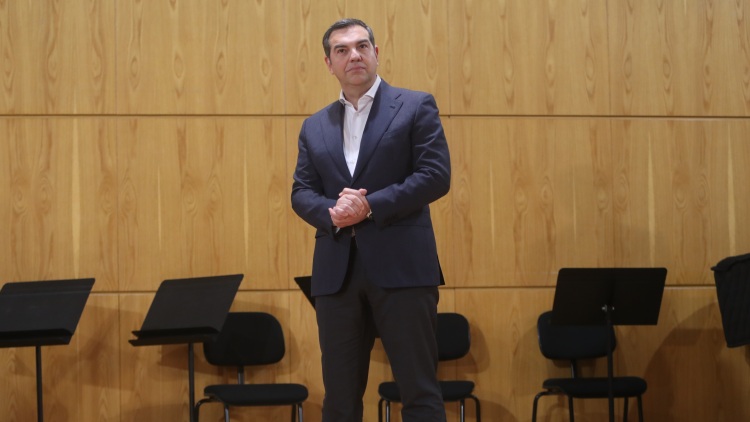 Κινητικότητα στη βάση του ΣΥΡΙΖΑ, αμηχανία στην κορυφή και αναστάτωση στην κεντροαριστερά για το «κόμμα Τσίπρα»