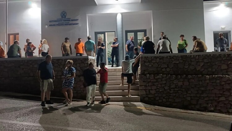 Υπό κράτηση το προσωπικό καθαριότητας στη Μήλο - Στοχευμένη και ανυπόστατη η καταγγελία, υποστηρίζει ο Δήμος
