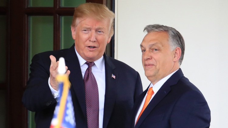 Στον Λευκό Οίκο σήμερα ο Ορμπάν - Θέλει να πείσει τον Τραμπ να απαλλάξει την Ουγγαρία από τις κυρώσεις στο ρωσικό πετρέλαιο 