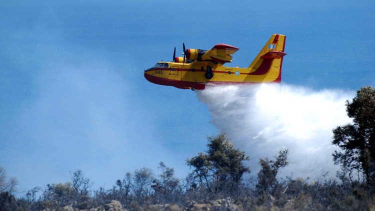 Φωτιά τώρα στον Ταρσό Λιβαδειάς, 4 εναέρια στην μάχη
