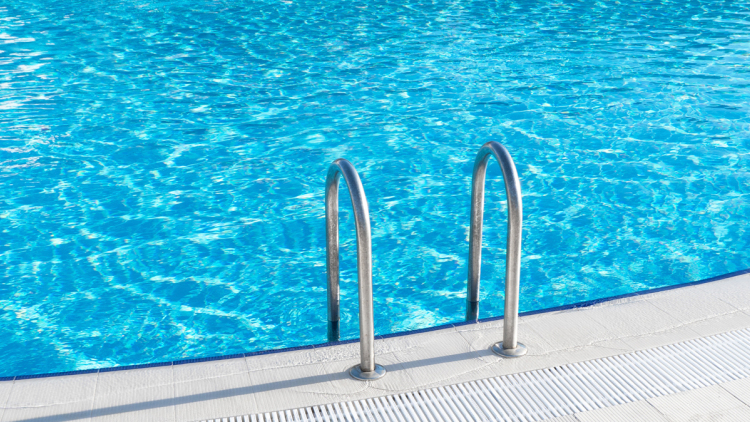 Τρεις συλλήψεις για τον τραυματισμό του 5χρονου σε πισίνα στην Κρήτη