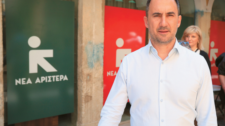 Ο Χαρίτσης φεύγει, οι προοδευτικές συνεργασίες έρχονται 

