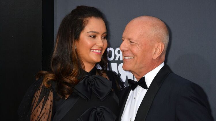 O Mπρους Γουίλις δεν έμαθε ποτέ τι του συμβαίνει, αυτό είναι ευλογία και κατάρα, είπε η γυναίκα του για την ασθένειά του
