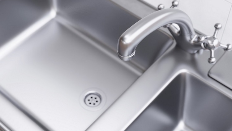 Νεροχύτης: Πώς θα τον κάνουμε να αστράφτει σε λίγα λεπτά
