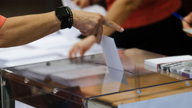 Σε δημόσια διαβούλευση το σχέδιο νόμου για την επιστολική ψήφο των Ελλήνων του εξωτερικού