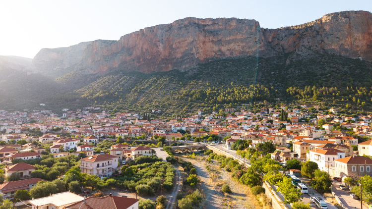 Φθινοπωρινή απόδραση στο γραφικό Λεωνίδιο