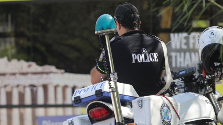 Συνελήφθη οδηγός μηχανής στη Θεσσαλονίκη: Έτρεχε με 128 χιλιόμετρα την ώρα σε κατοικημένη περιοχή