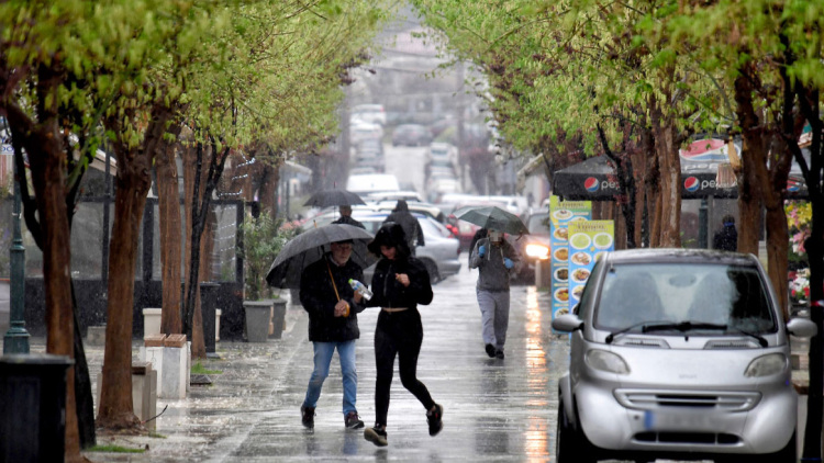 Καιρός: Έντονη κακοκαιρία το επόμενο τριήμερο, σε ισχύ πορτοκαλί προειδοποίηση της ΕΜΥ - Ποιες περιοχές επηρεάζονται