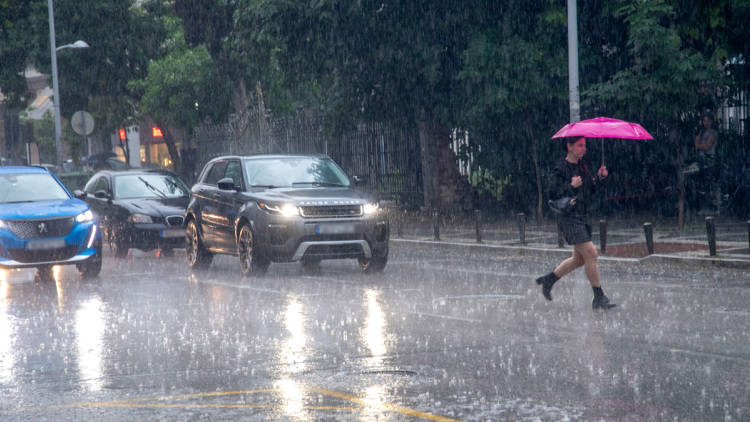 Καιρός: Ξεκινά νέος κύκλος ισχυρός καταιγίδων από το απόγευμα και για 40 ώρες - Ποιες περιοχές θα επηρεαστούν