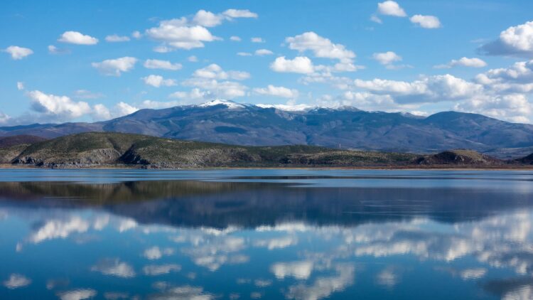 Φθινοπωρινή εμπειρία: Ο γύρος της λίμνης Βεγορίτιδας