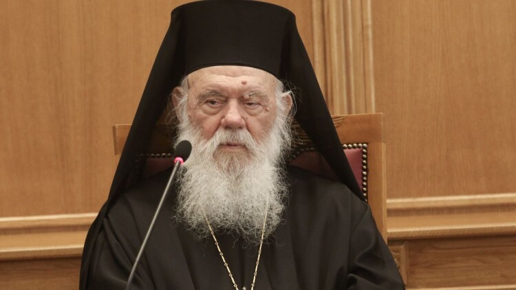 Ιερώνυμος: Έχει σημασία σε σκοτεινούς καιρούς οι νέοι να κινούνται με άξονα τις αρχές και τις αξίες