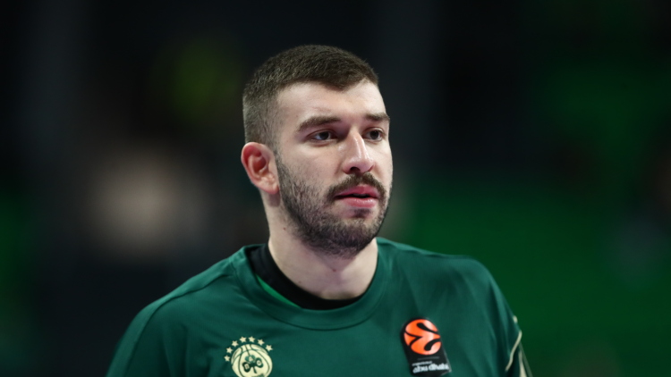 Παναθηναϊκός: Θλάση ο Ρογκαβόπουλος, χάνει το ματς με τη Μονακό