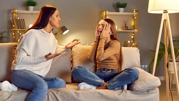 H μαγική φράση που μπορεί να ηρεμήσει ένα θυμωμένο παιδί ή έναν οργισμένο έφηβο
