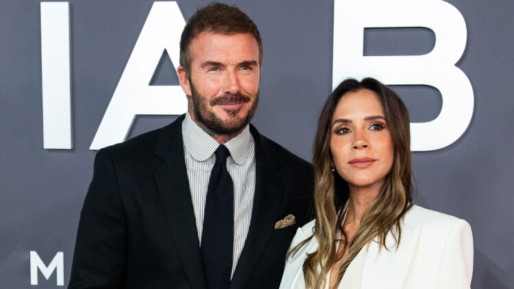 Ο Ντέιβιντ και η Βικτόρια Μπέκαμ έχουν χάσει κάθε ελπίδα να συμφιλιωθούν με τη Νίκολα Πελτζ