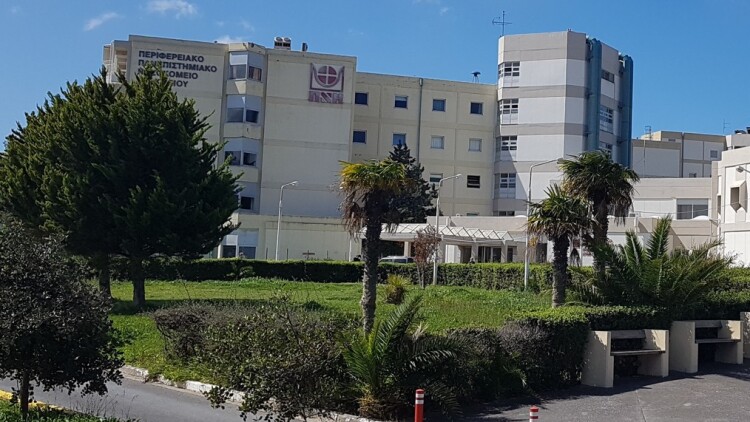 Διασωληνωμένο στο ΠΑΓΝΗ 2χρονο αγοράκι που έπεσε από μπαλκόνι