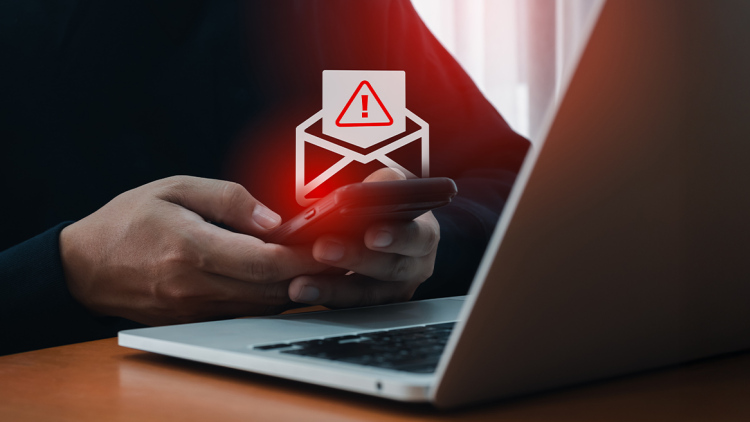 ΑΑΔΕ: Προσοχή σε παραπλανητικά sms για φόρο κυκλοφορίας που εμφανίζονται ως «MYaade» ή «Gov»
