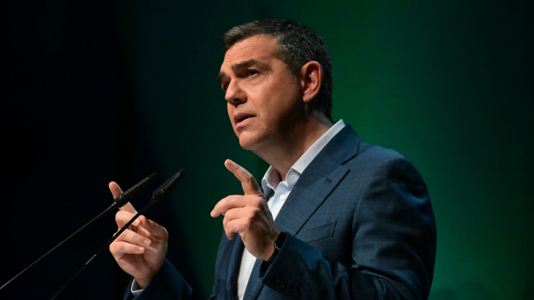 Τσίπρας: Το δικό μου «coming out» ήταν όταν πούλησα «Οδηγητή» έξω από το σχολείο μου