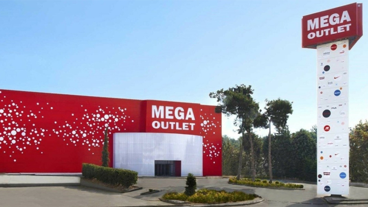 Mega Outlet: Το σφυρί και η… mega ανατροπή που έφερε διπλασιασμό της τιμής στα 40 εκατ. ευρώ