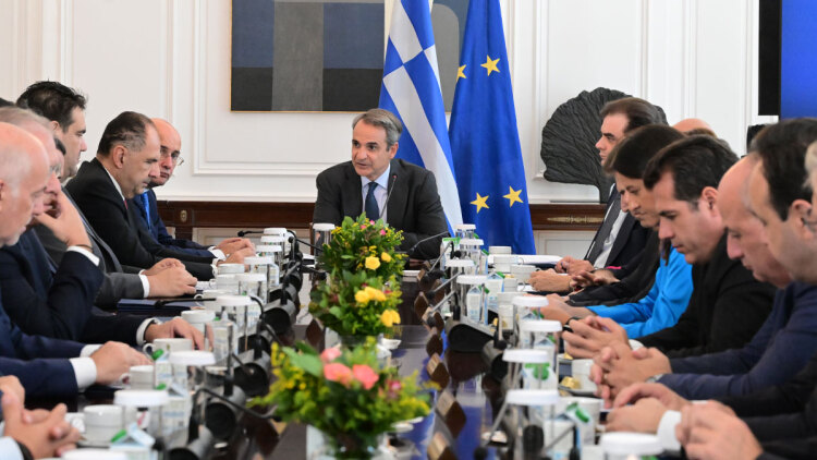 Μητσοτάκης στο υπουργικό: Σε αχαρτογράφητα νερά η πολιτική σταθερότητα είναι εθνική αναγκαιότητα