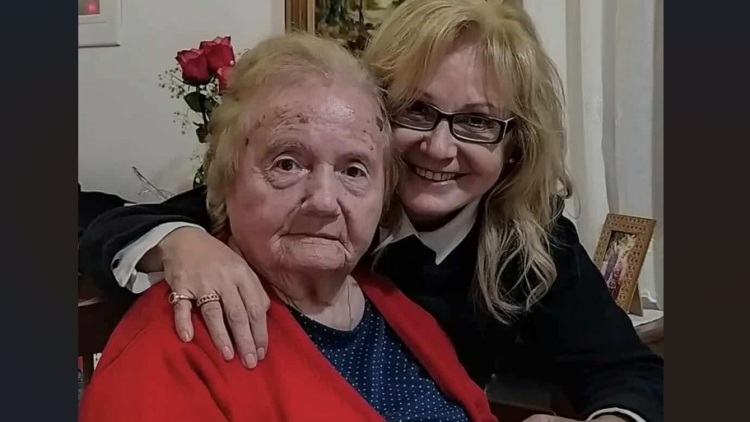 Θλίψη για την Αγγελική Νικολούλη: Έφυγε από τη ζωή η αγαπημένη της μητέρα