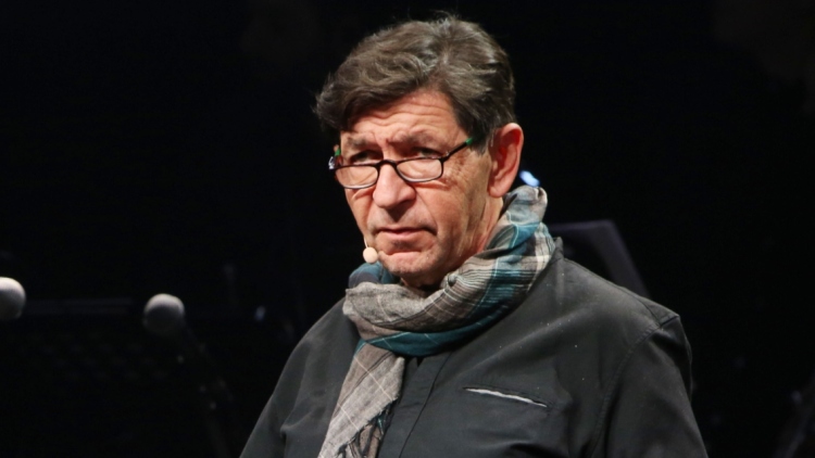 Σκιαδαρέσης για την εμφάνισή του στο «Σόι σου»: Είναι μία ευχάριστη αλλαγή, είμαι συνεχώς ανάμεσα σε δράματα και φόνους