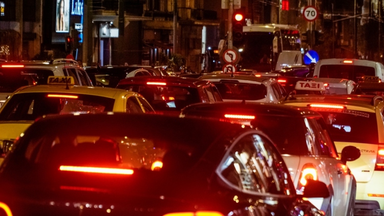 Άνοιξαν οι δρόμοι στο κέντρο της Αθήνας, ομαλοποιείται η κίνηση στους δρόμους