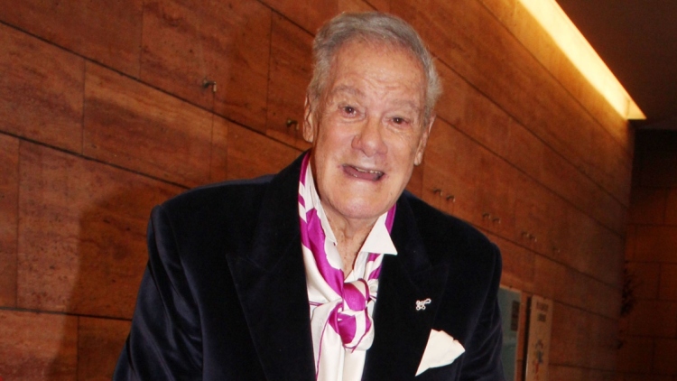 Έφυγε από τη ζωή ο γνωστός σχεδιαστής μόδας Ντίμης Κρίτσας