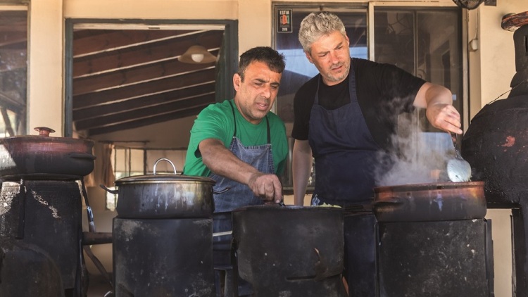 Ντουνιάς: Από τη γη στο πιάτο, χωρίς εκπτώσεις
