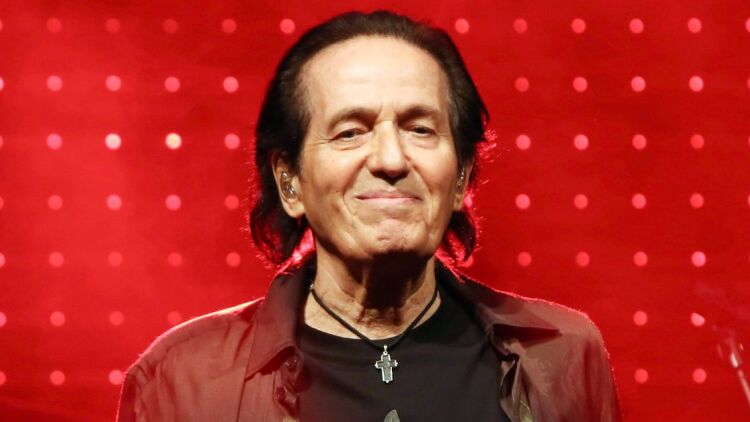 Ο Πασχάλης αποκάλυψε πως έχει ξεκινήσει να γράφει την αυτοβιογραφία του: «Έχω να πω πάρα πολλά»