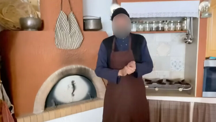 YouTuber, πρώην μοντέλο και αρχιεπίσκοπος των Παλαιοημερολογητών ο ρασοφόρος που συνελήφθη με 2 κιλά κοκαΐνης στη Ρόδο