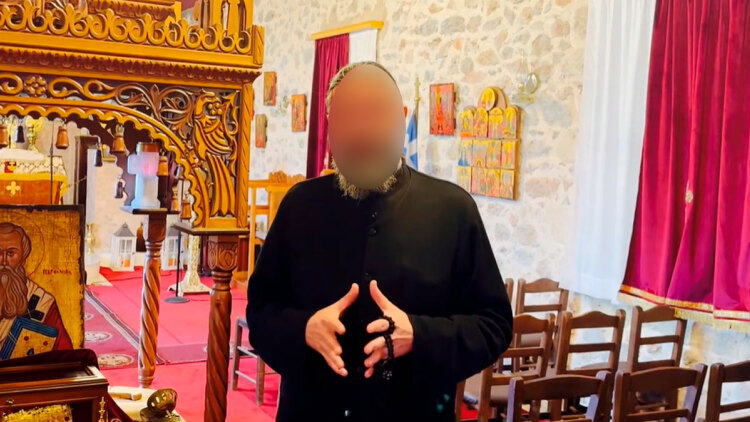 Από τα πάνελ των καλτ εκπομπών, στα ράσα και τις «ευλογημένες» συνταγές στο YouTube ο παλαιοημερολογίτης με τα 2 κιλά κοκαΐνης 