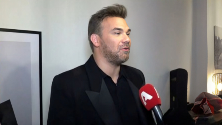 Γιώργος Σαμπάνης: Μετά από 18 χρόνια έχω φοβερό άγχος στις πρεμιέρες
