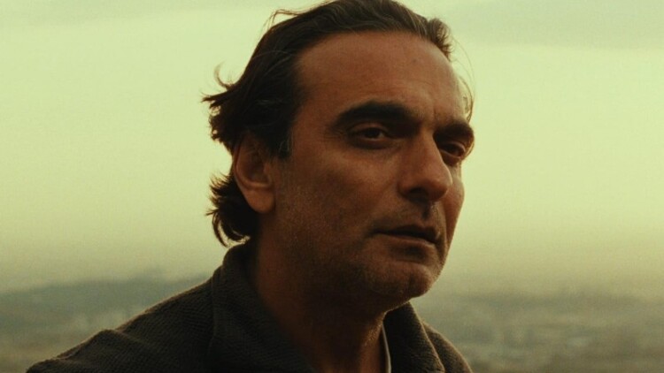 Ιράν: Πέθανε ο ηθοποιός Χομαγιούν Ερσάντι, πρωταγωνιστής της ταινίας «Η γεύση του κερασιού»