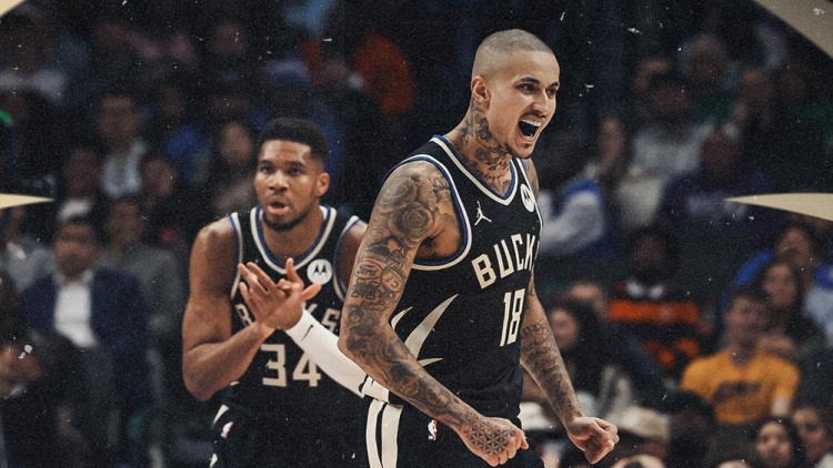 Οι Μπακς απέδρασαν από το Ντάλας με 30αρα του Αντετοκούνμπο: Το καθοριστικό κλέψιμο που σφράγισε τη νίκη, δείτε βίντεο