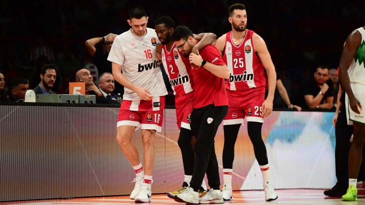 Ο Λεσόρ σοκαρισμένος από τον τραυματισμό του Έβανς: «Πολύ δύσκολο να βλέπεις κάτι τέτοιο»
