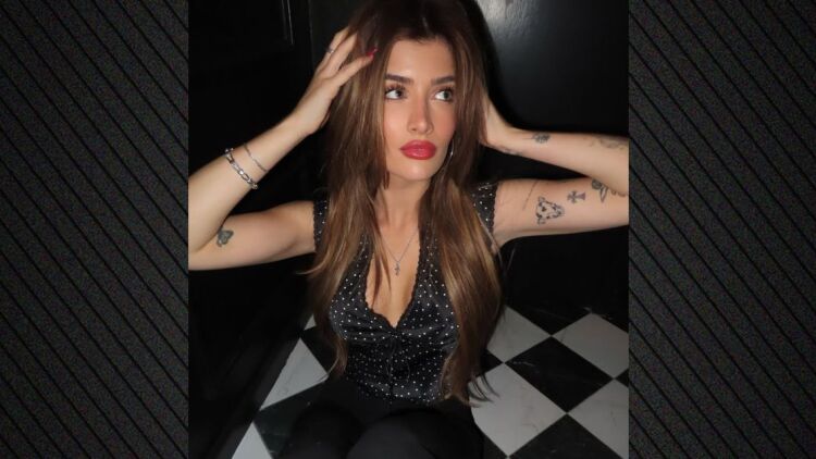 Η Σάμι Σιν αποκάλυψε πως θα αφαιρέσει όλα της τα τατουάζ: «Τα έκανα πριν αναπτυχθεί ο εγκέφαλός μου»