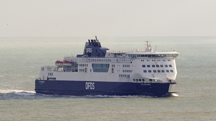 Έβαλαν κατά λάθος πορνό σε τηλεόραση πλοίου που ταξίδευε προς Βρετανία - Παιδιά «ούρλιαζαν», συγγνώμη ζήτησε η ναυτιλιακή