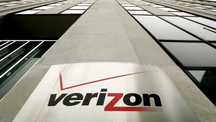 Η Verizon προχωρά άμεσα σε 15.000 απολύσεις