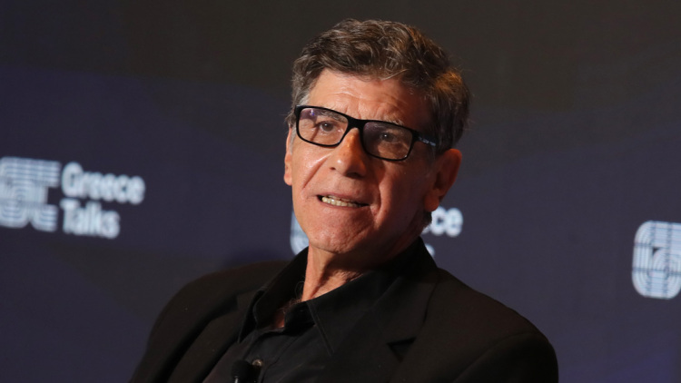 Μπέζος στο Greece Talks: Oι Έλληνες έχουμε χαρακτηριστικά σπάνια - Πρέπει να τελειώνει η ιστορία με τα όπλα