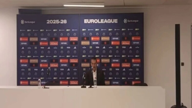 Πέδρο Μαρτίνεθ, Βαλένθια: Τρομερό σκηνικό στο Παρίσι, ούτε ένας δημοσιογράφος στη συνέντευξη Τύπου, είπε μόνο το σκορ και αποχώρησε!