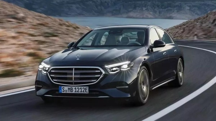 Στα σκαριά η νέα ηλεκτρική Mercedes E-Class EQ