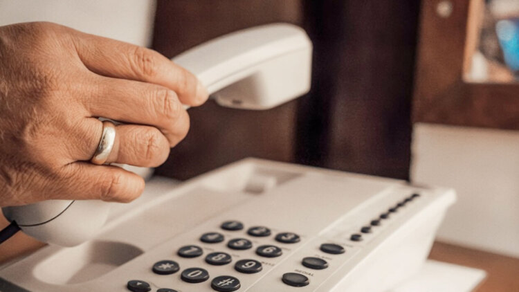 Η αθλήτρια της ενόργανης που είχε καταγγείλει βία στις προπονήσεις κατηγορείται για το κύκλωμα με τηλεφωνικές απάτες