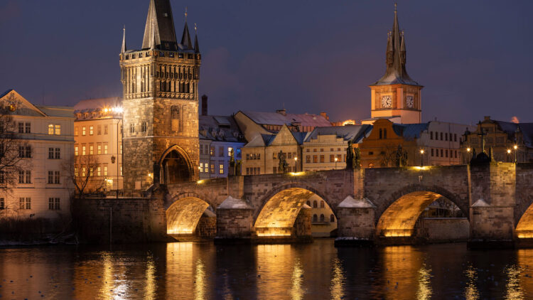 4 πόλεις, 4 πρόσωπα των Χριστουγέννων στην Ευρώπη