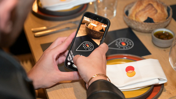 Around the Table 2025: Το απόλυτο γαστρονομικό γεγονός από τη Mastercard επιστρέφει για 4η χρονιά