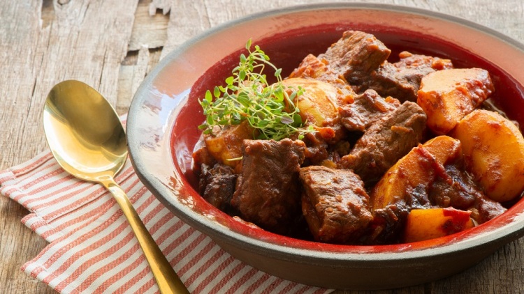 16 τρόποι να μαγειρέψουμε το κυδώνι – 8 αλμυρά και 8 γλυκά πιάτα
