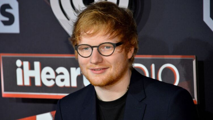 Ο Εντ Σίραν σχολίασε με χιούμορ την εμφάνιση έρπητα ζωστήρα: Δεν θα το συνιστούσα σε κανέναν