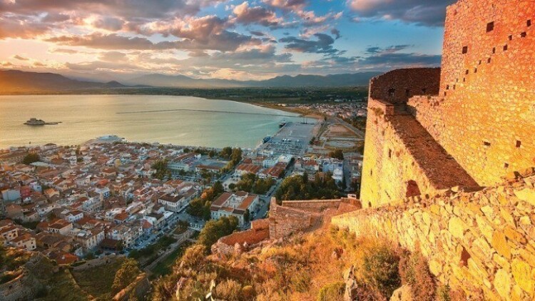 IΝΣΕΤΕ: Θετικές προοπτικές για τον ελληνικό τουρισμό παρά την διεθνή αβεβαιότητα