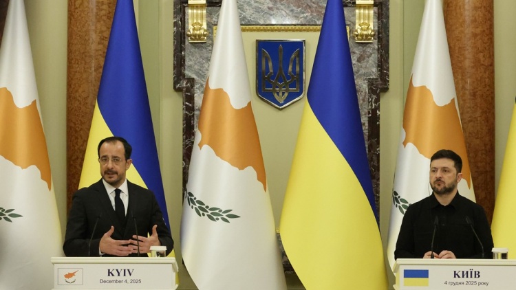 Τηλεφωνική επικοινωνία είχαν Χριστοδουλίδης και Ζελένσκι: Στις 7 Ιανουάριου στην Κύπρο ο Ουκρανός πρόεδρος