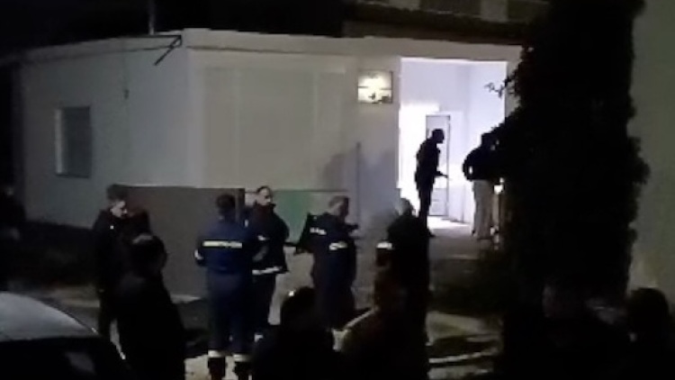 Αλεξανδρούπολη: Ζευγάρι βρέθηκε νεκρό στο κρεβάτι του σπιτιού του, αναθυμιάσεις από γεννήτρια η πιθανή αιτία θανάτου